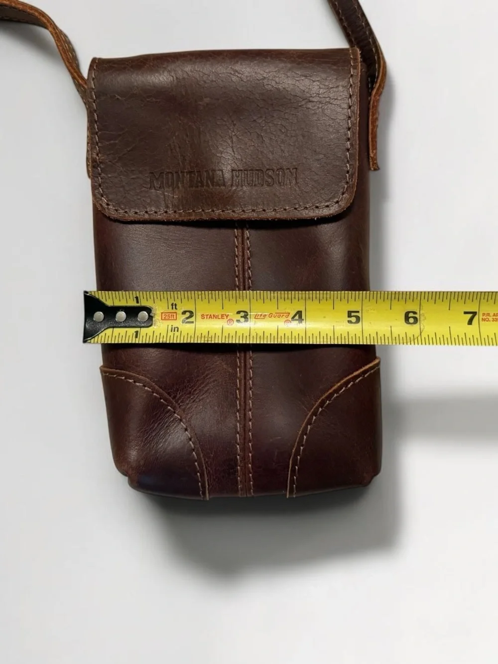 NEW Montana Hudson Leather Crossbody Bag Touchscreen Phone Pocket